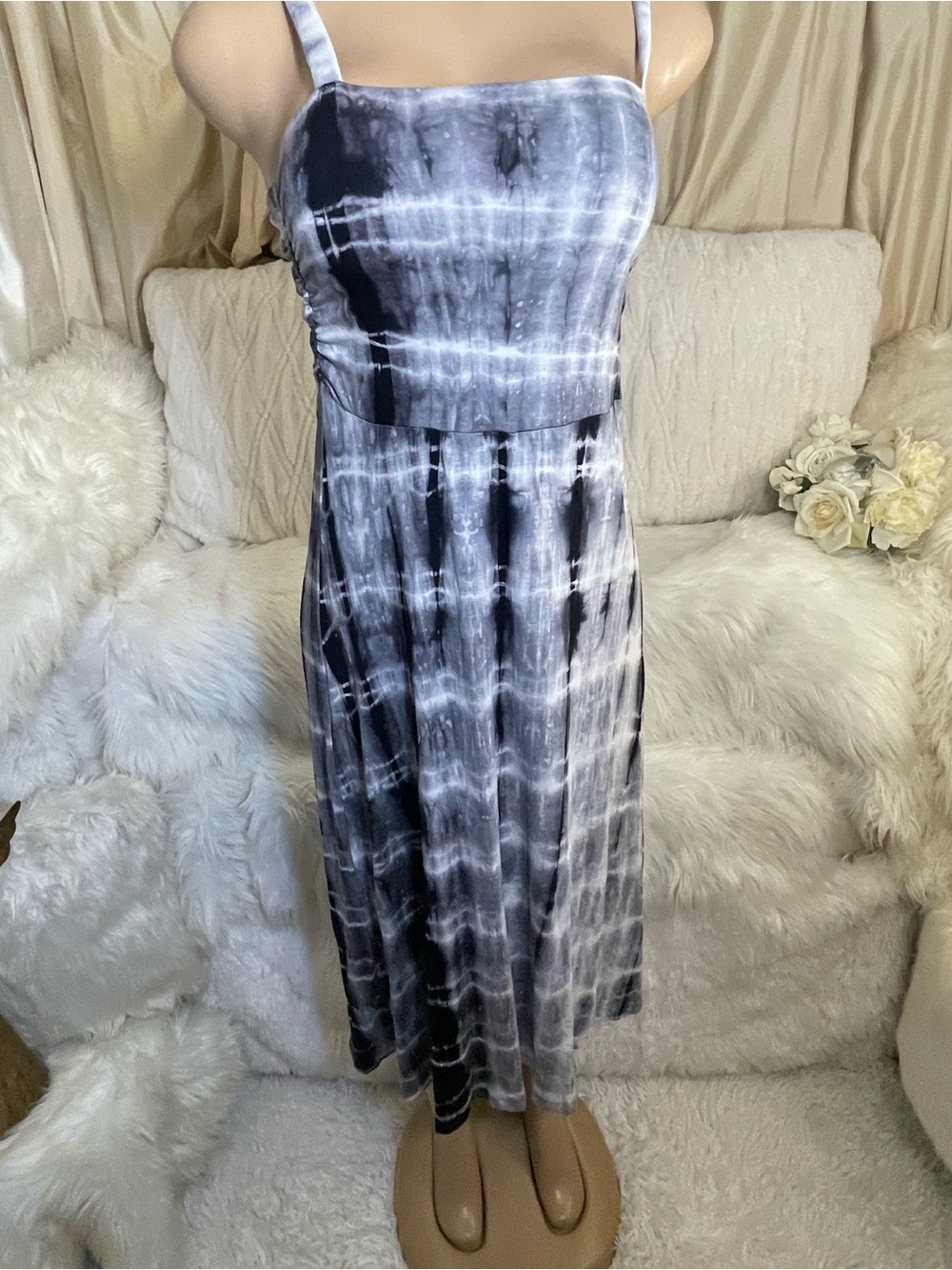 Black and White Tie-Dye Maxi Dress and Spaghetti Straps by Bobeau Size Small